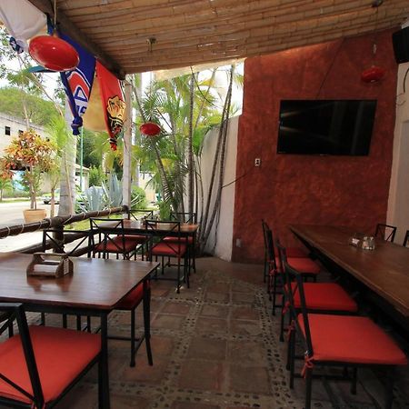 Hotel Plaza Tangolunda Ngoại thất bức ảnh