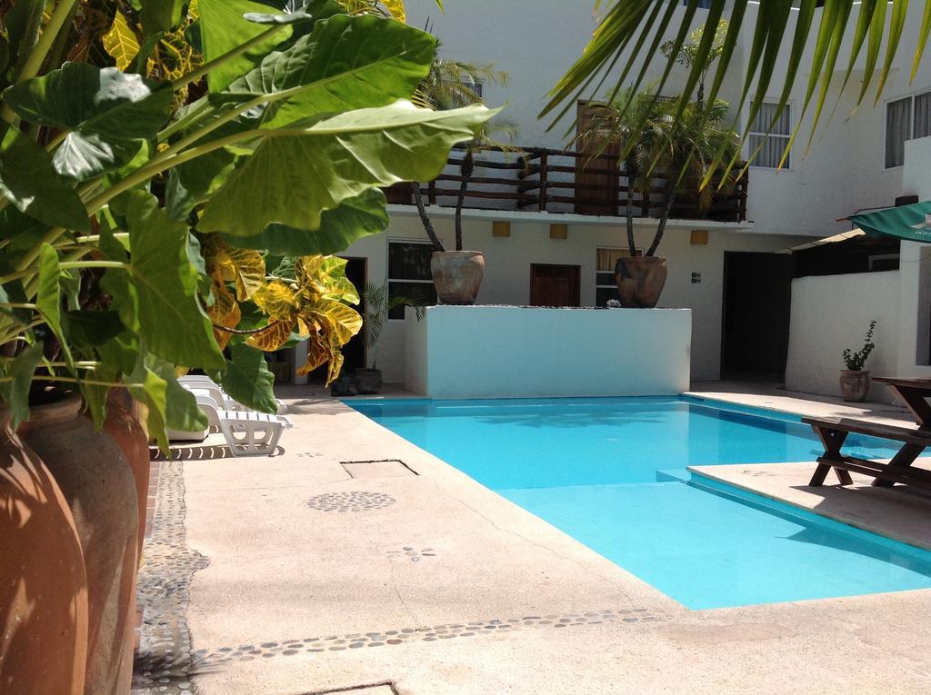 Hotel Plaza Tangolunda Ngoại thất bức ảnh