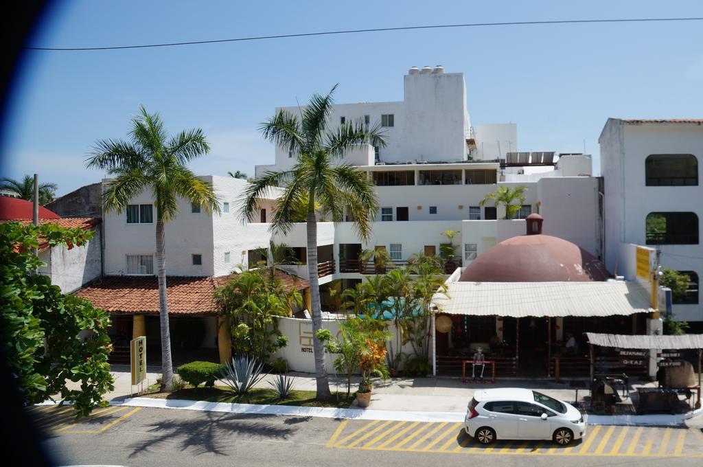 Hotel Plaza Tangolunda Ngoại thất bức ảnh