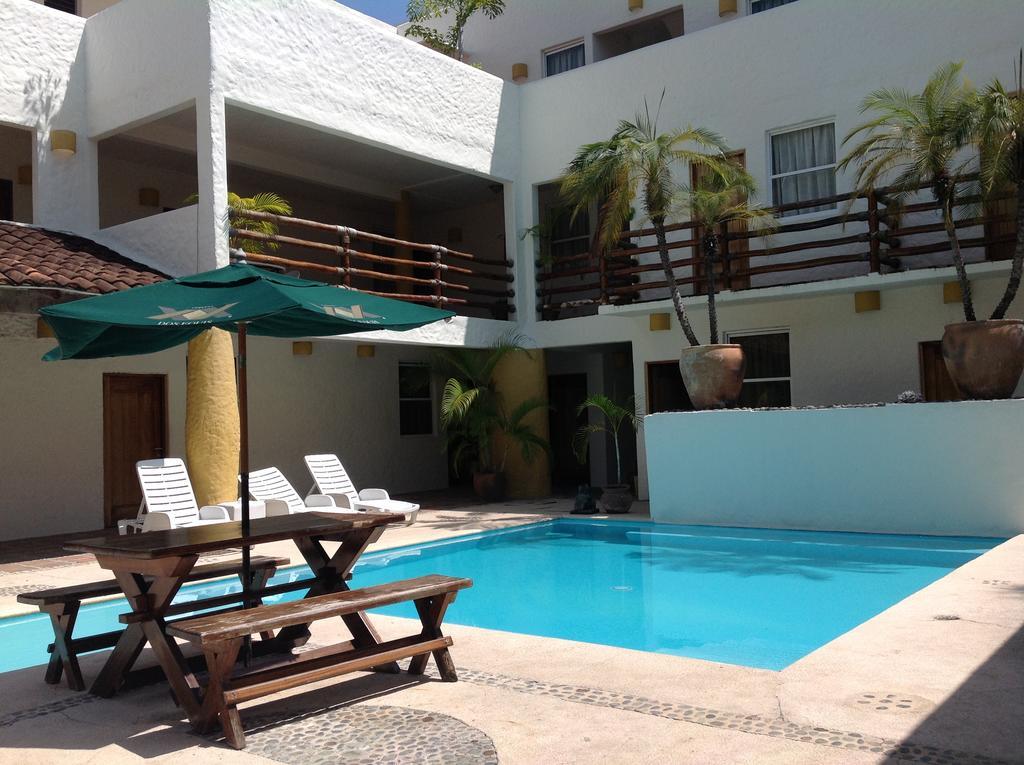 Hotel Plaza Tangolunda Ngoại thất bức ảnh