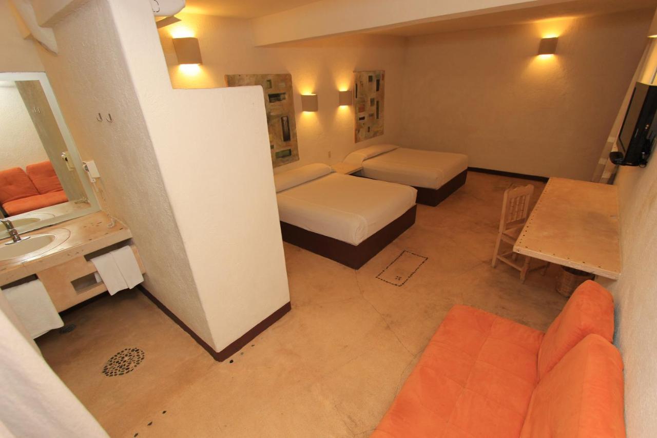 Hotel Plaza Tangolunda Ngoại thất bức ảnh