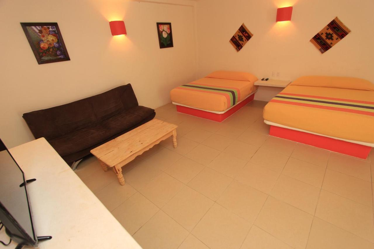 Hotel Plaza Tangolunda Ngoại thất bức ảnh