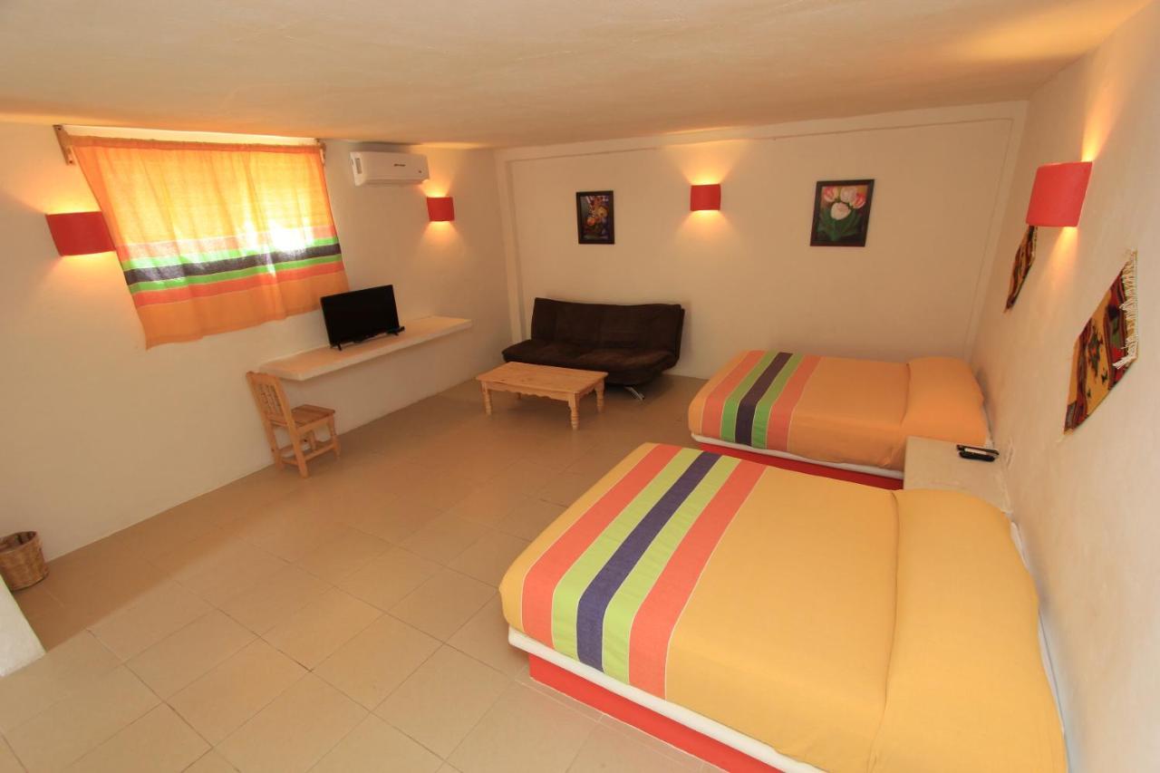 Hotel Plaza Tangolunda Ngoại thất bức ảnh
