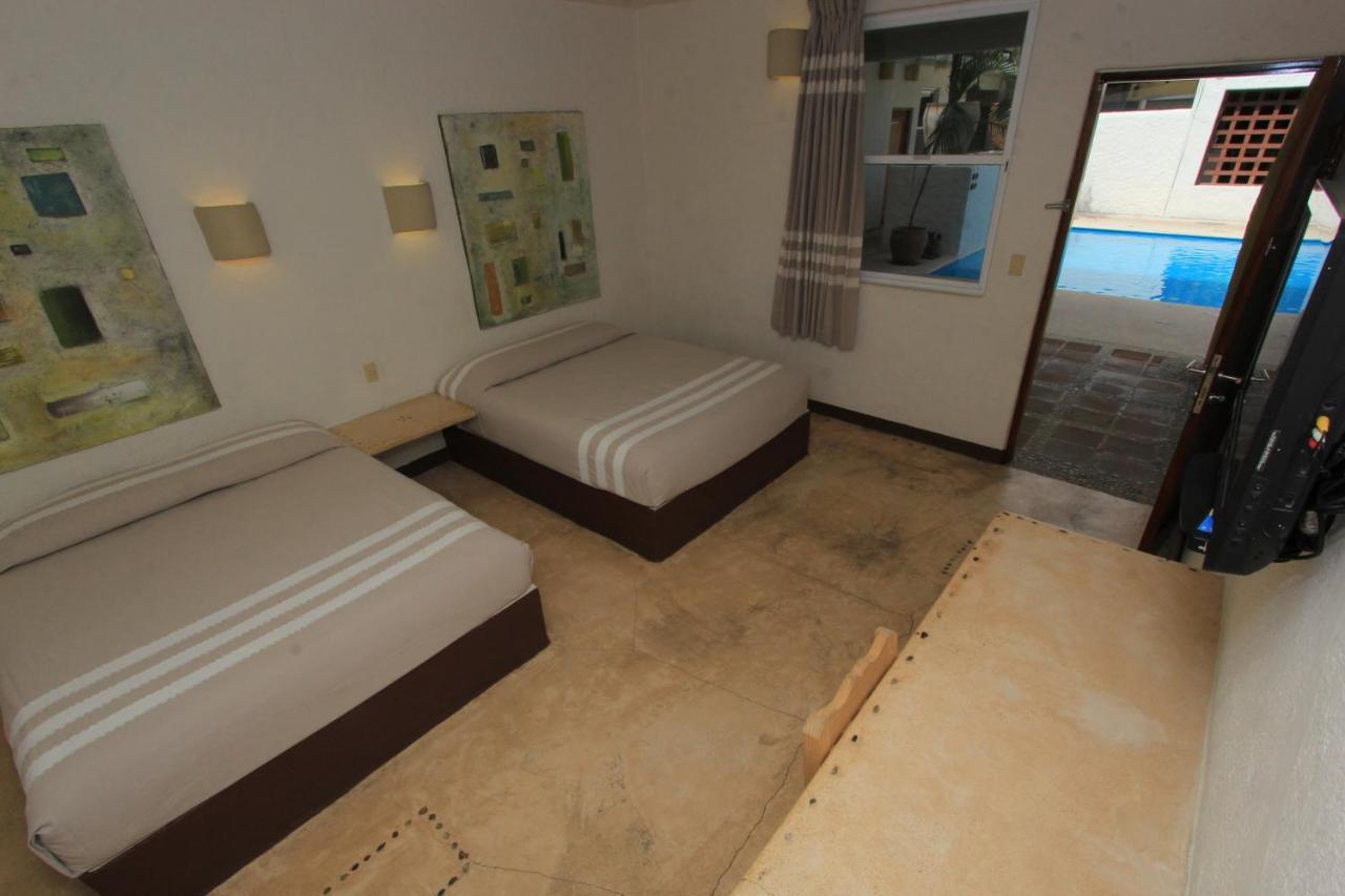 Hotel Plaza Tangolunda Ngoại thất bức ảnh