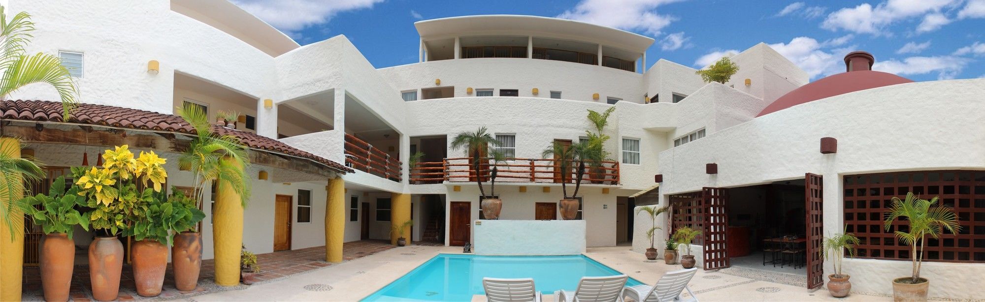 Hotel Plaza Tangolunda Ngoại thất bức ảnh
