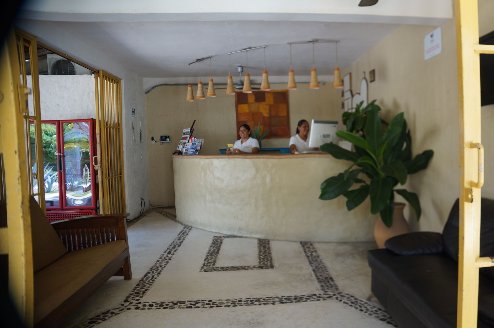 Hotel Plaza Tangolunda Ngoại thất bức ảnh