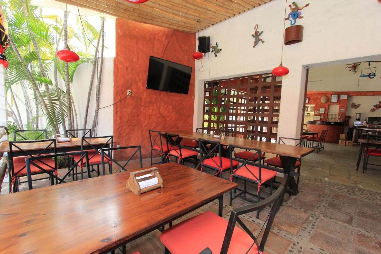 Hotel Plaza Tangolunda Ngoại thất bức ảnh